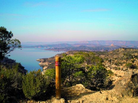 The Sea of Aragon from the Ebro Nature Trail